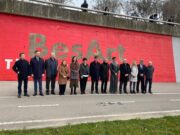 Salvador Illa, president de la Generalitat, realitza una visita al museu d’art urbà BesArt
