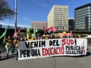 Els docents tallen amb columnes la Meridiana, la Gran Via i la Diagonal de Barcelona