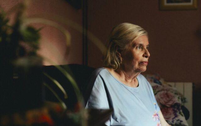 cuidado-a-ancianos-laCaixa-1x1.jpg